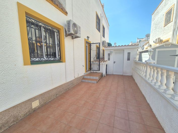 Image No.11-3 Bed Semi-Detached for sale