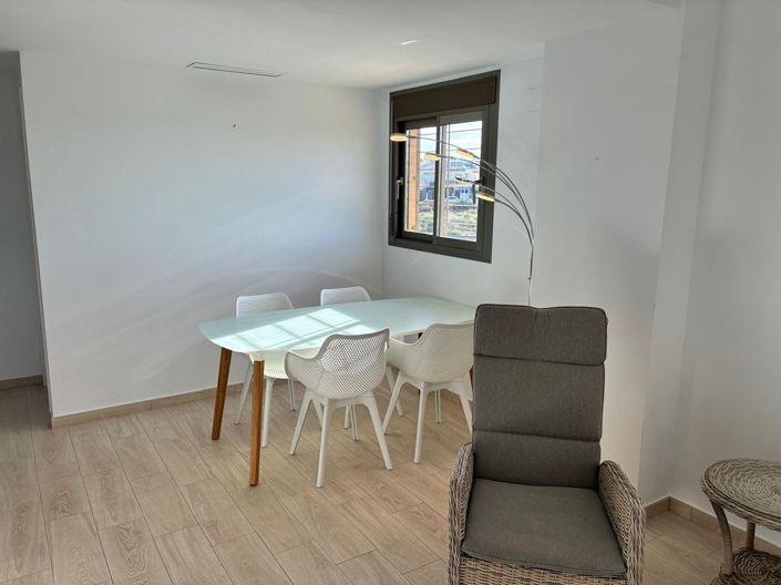 Image No.13-3 Bed Apartment for sale