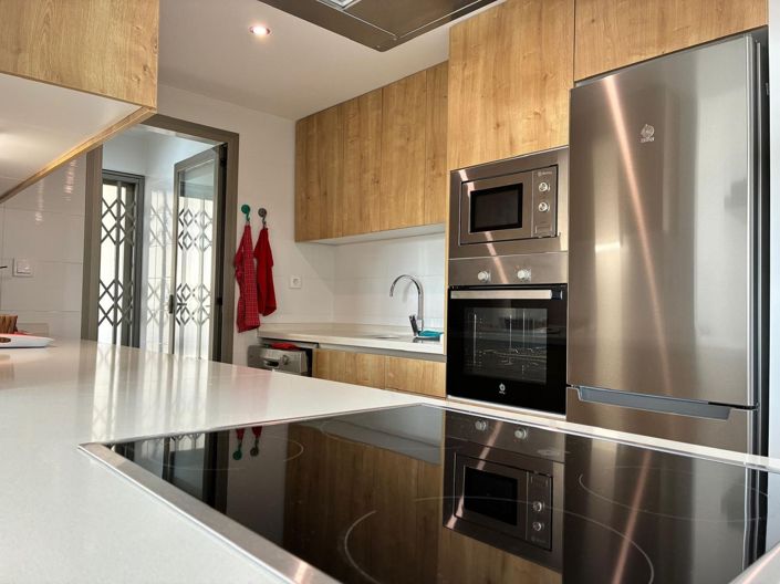Image No.14-3 Bed Apartment for sale