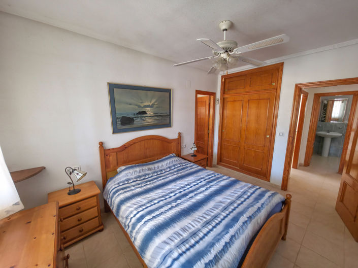 Image No.10-4 Bed Villa for sale