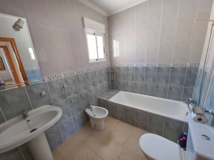 Image No.17-4 Bed Villa for sale