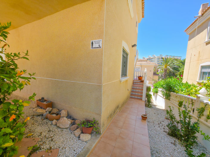 Image No.43-4 Bed Villa for sale