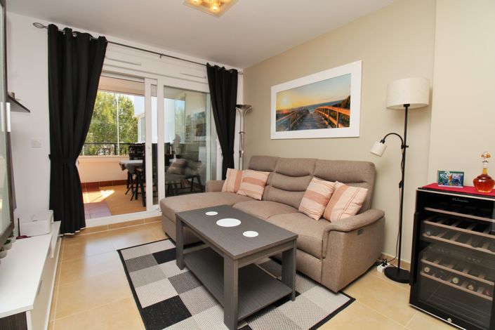 Image No.8-2 Bed Apartment for sale