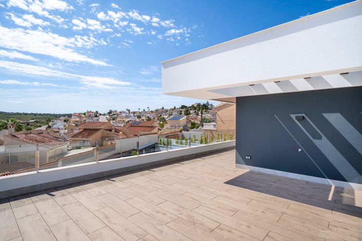 Image No.38-4 Bed Villa for sale