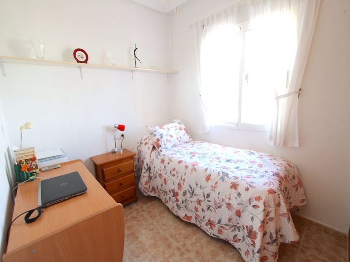 Image No.20-3 Bed Apartment for sale