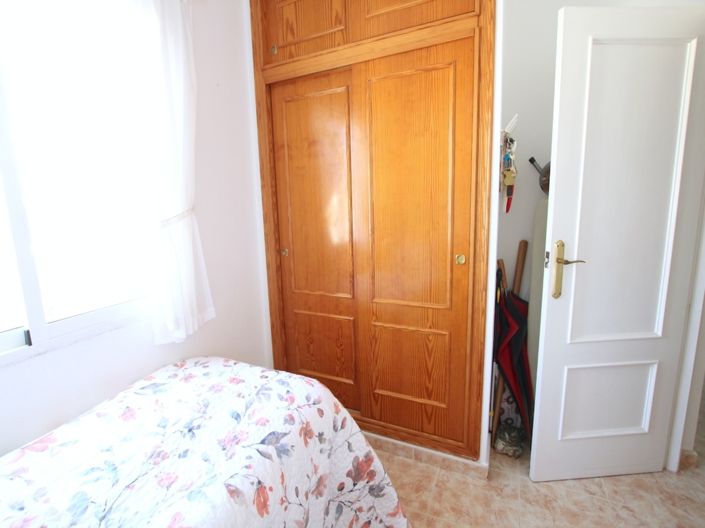 Image No.21-3 Bed Apartment for sale