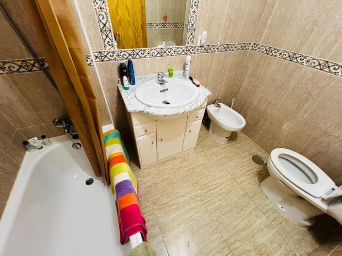 Image No.7-2 Bed Townhouse for sale