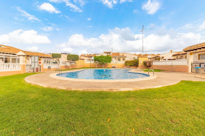 Image No.23-Appartement de 2 chambres à vendre à Cabo Roig