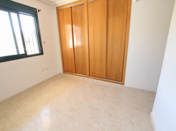 Image No.23-2 Bed Apartment for sale