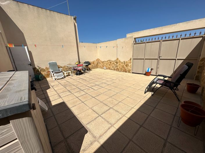 Image No.14-3 Bed Townhouse for sale