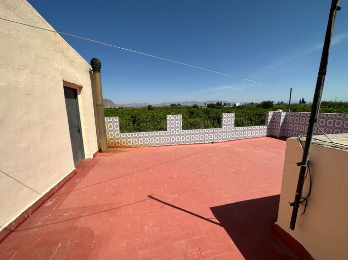 Image No.18-3 Bed Townhouse for sale