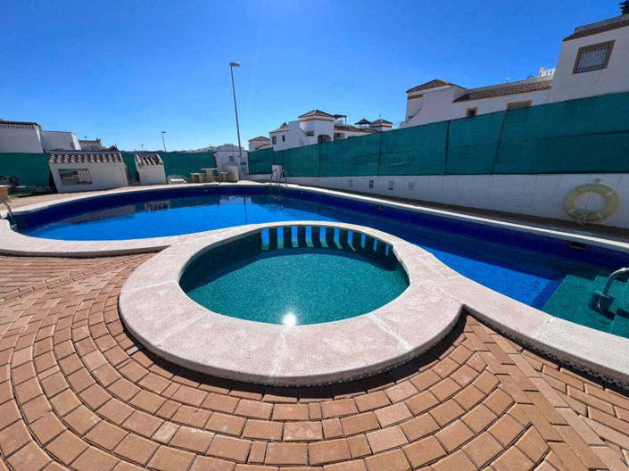Image No.23-2 Bed Apartment for sale