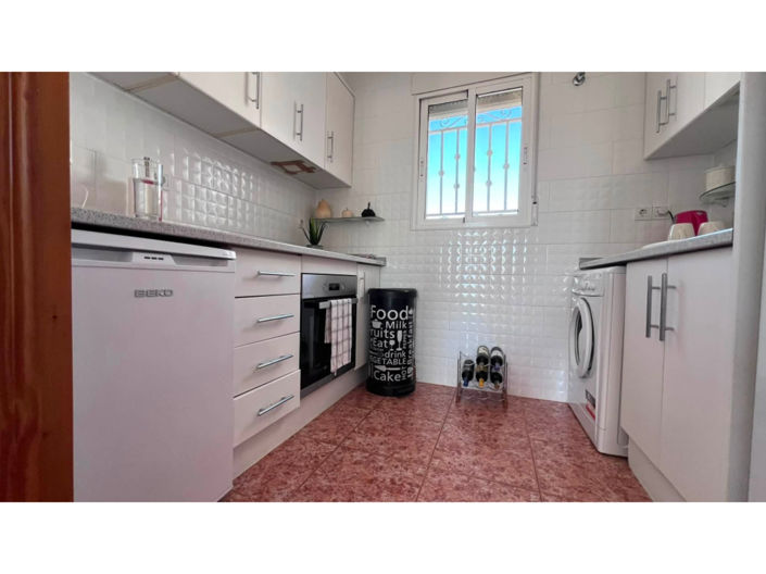 Image No.9-2 Bed Apartment for sale
