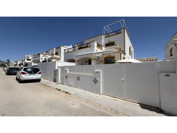25673-quad-house-for-sale-in-vistabella-golf-