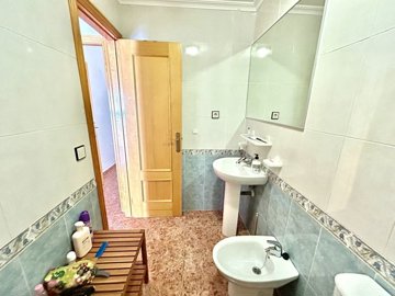 apartment-in-los-altos-12-large