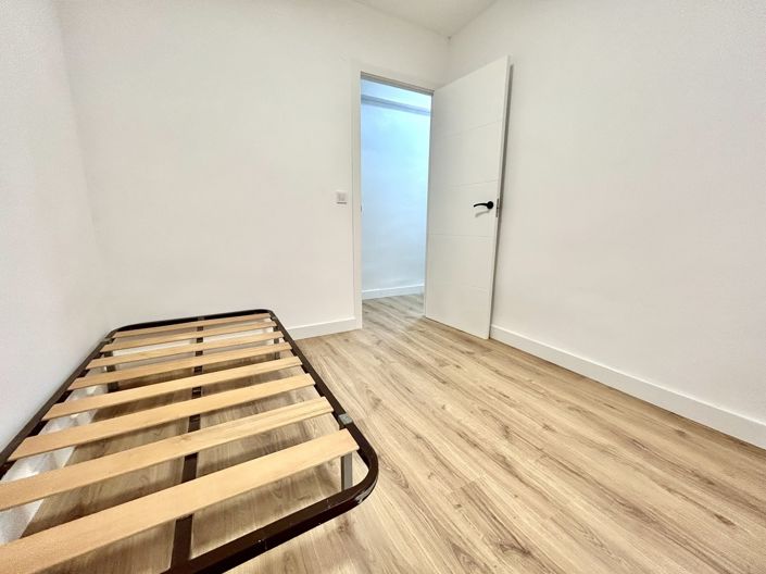 Image No.14-3 Bed Apartment for sale