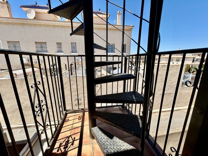 Image No.18-2 Bed Apartment for sale
