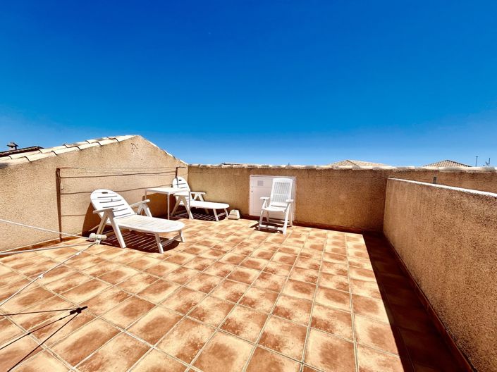 Image No.20-2 Bed Apartment for sale