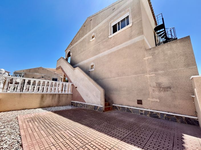 Image No.25-2 Bed Apartment for sale