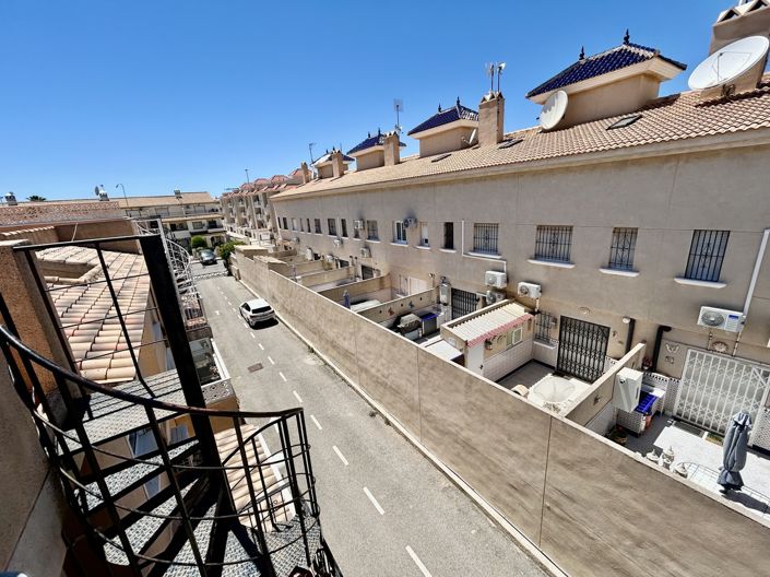 Image No.29-2 Bed Apartment for sale