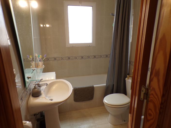 Image No.16-2 Bed Villa for sale
