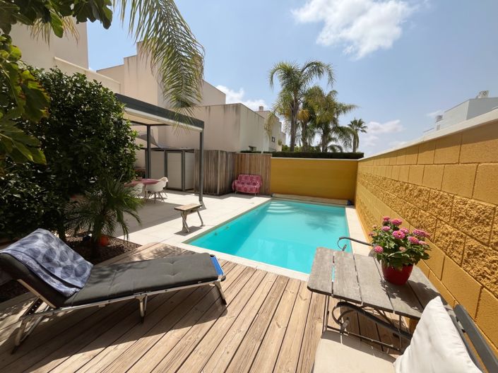 Image No.26-2 Bed Villa for sale