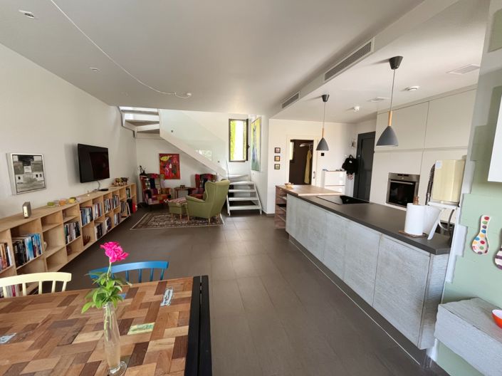 Image No.6-2 Bed Villa for sale