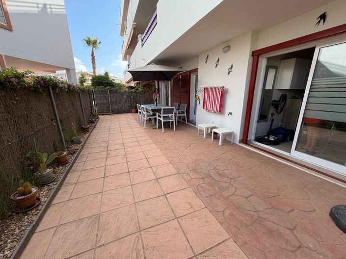 Image No.21-3 Bed Apartment for sale