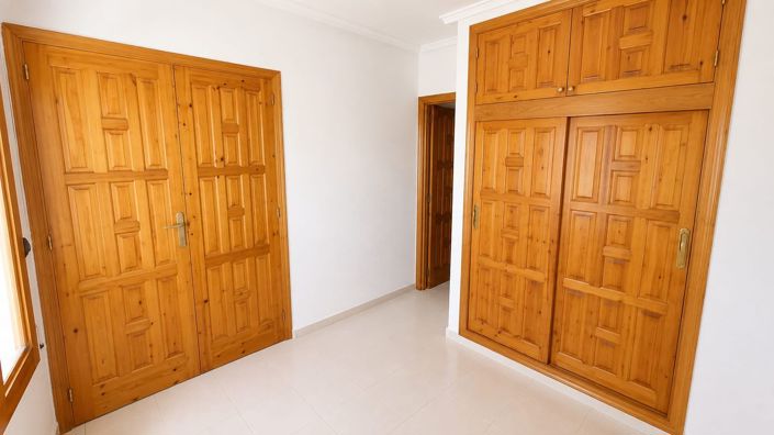 Image No.11-1 Bed Apartment for sale