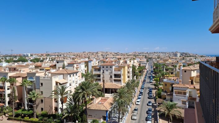 Image No.2-Appartement de 2 chambres à vendre à Torrevieja