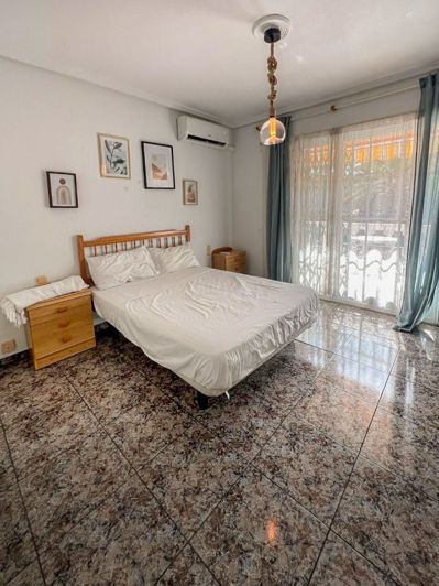 Image No.21-3 Bed Townhouse for sale