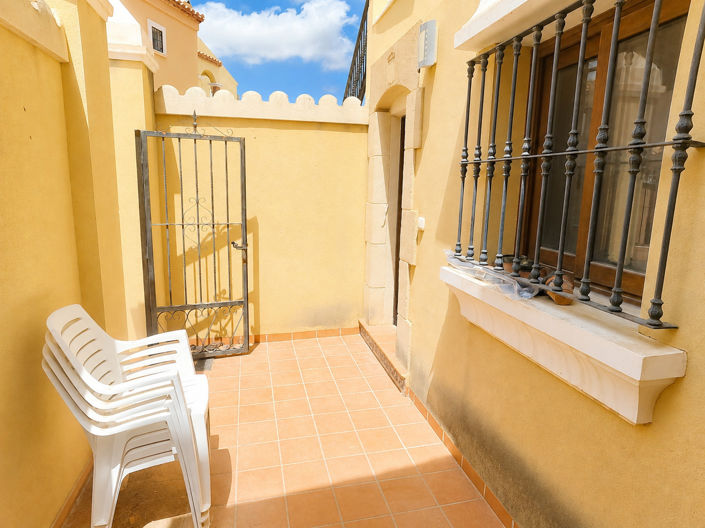 Image No.20-2 Bed Apartment for sale