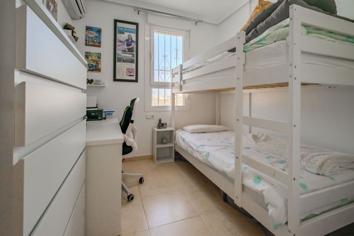 Image No.16-2 Bed Apartment for sale