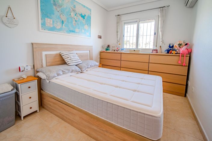 Image No.22-2 Bed Apartment for sale