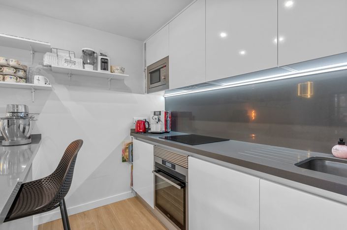 Image No.18-2 Bed Apartment for sale