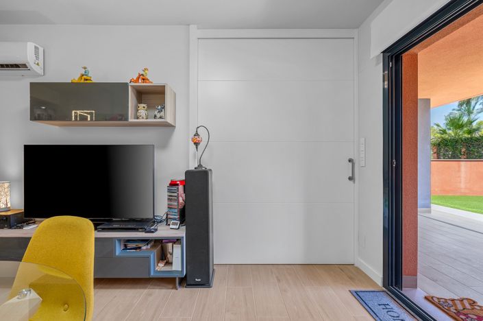Image No.21-2 Bed Apartment for sale