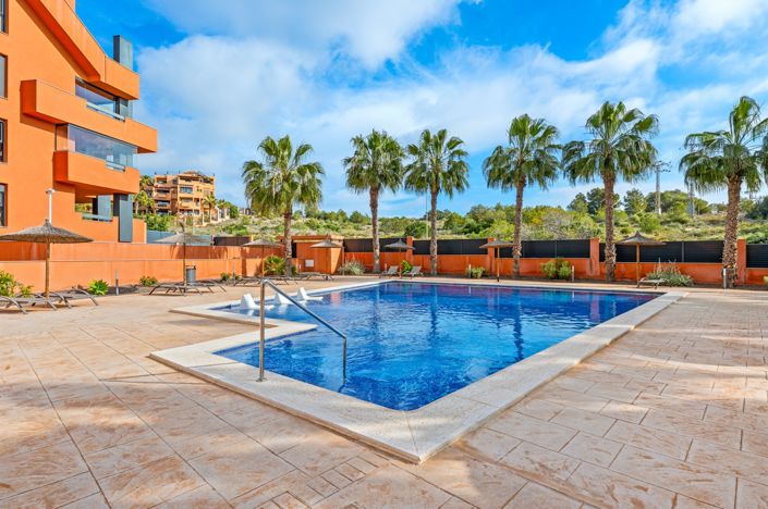 Image No.8-2 Bed Apartment for sale