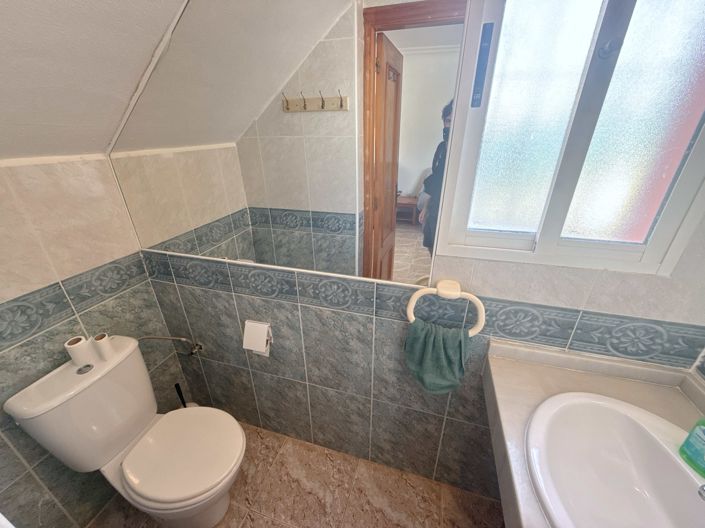 Image No.18-3 Bed Townhouse for sale