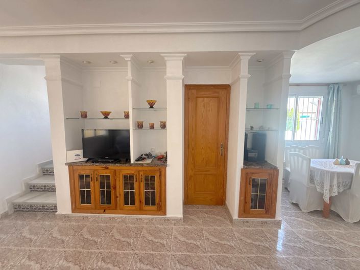 Image No.32-3 Bed Townhouse for sale