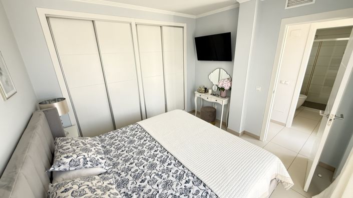 Image No.19-3 Bed Townhouse for sale