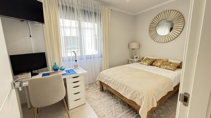 Image No.25-3 Bed Townhouse for sale