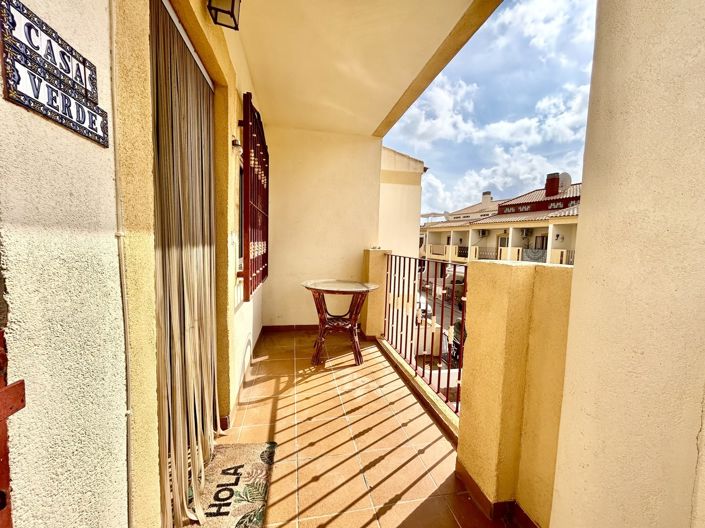 Image No.20-3 Bed Apartment for sale