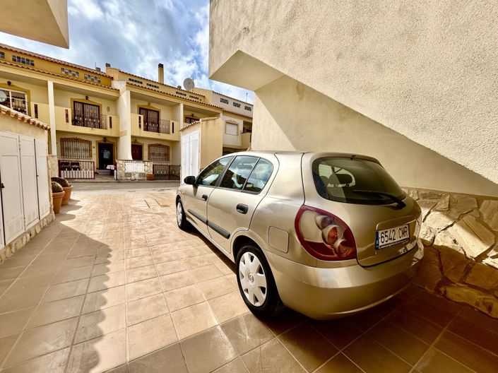 Image No.21-3 Bed Apartment for sale