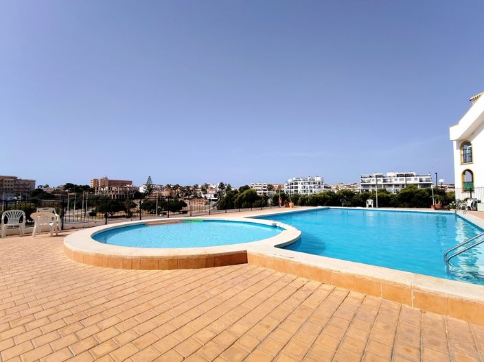 Image No.23-2 Bed Apartment for sale