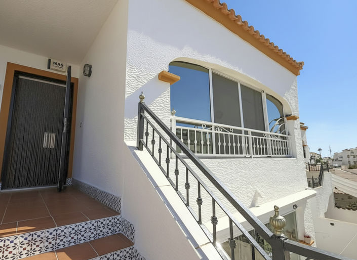 Image No.4-2 Bed Apartment for sale