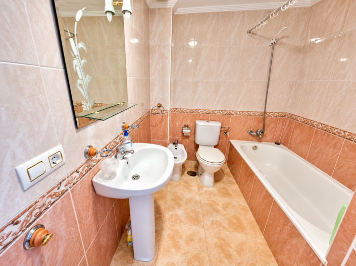 Image No.16-2 Bed Apartment for sale