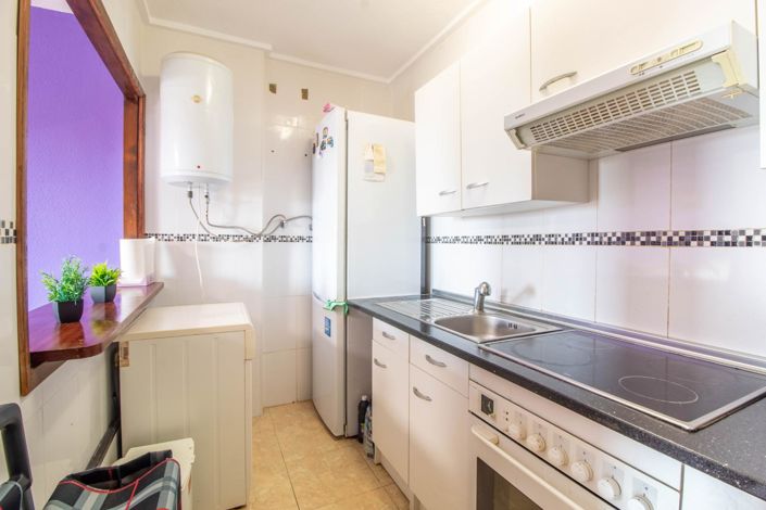 Image No.10-1 Bed Apartment for sale