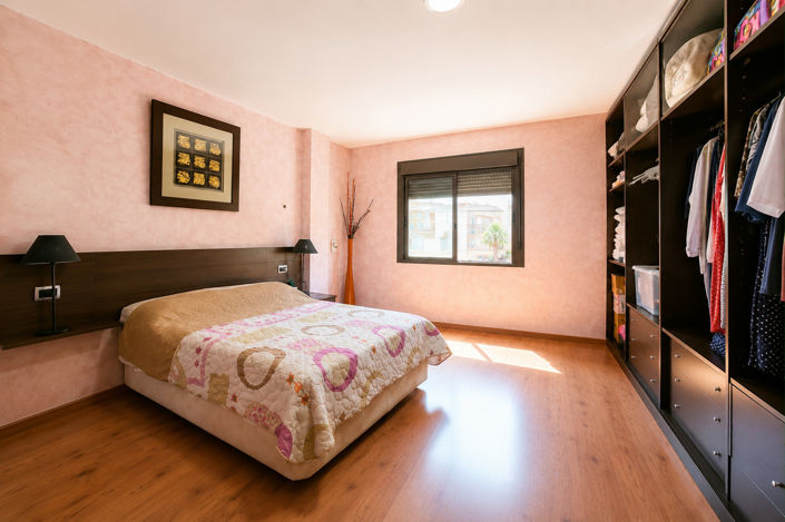 Image No.10-4 Bed Apartment for sale