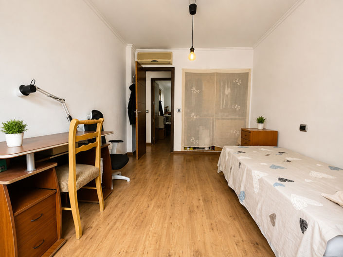 Image No.12-4 Bed Apartment for sale