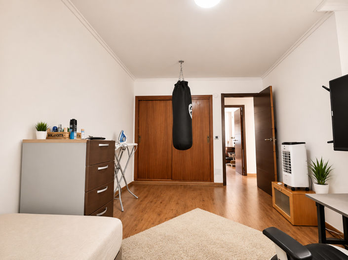Image No.14-4 Bed Apartment for sale